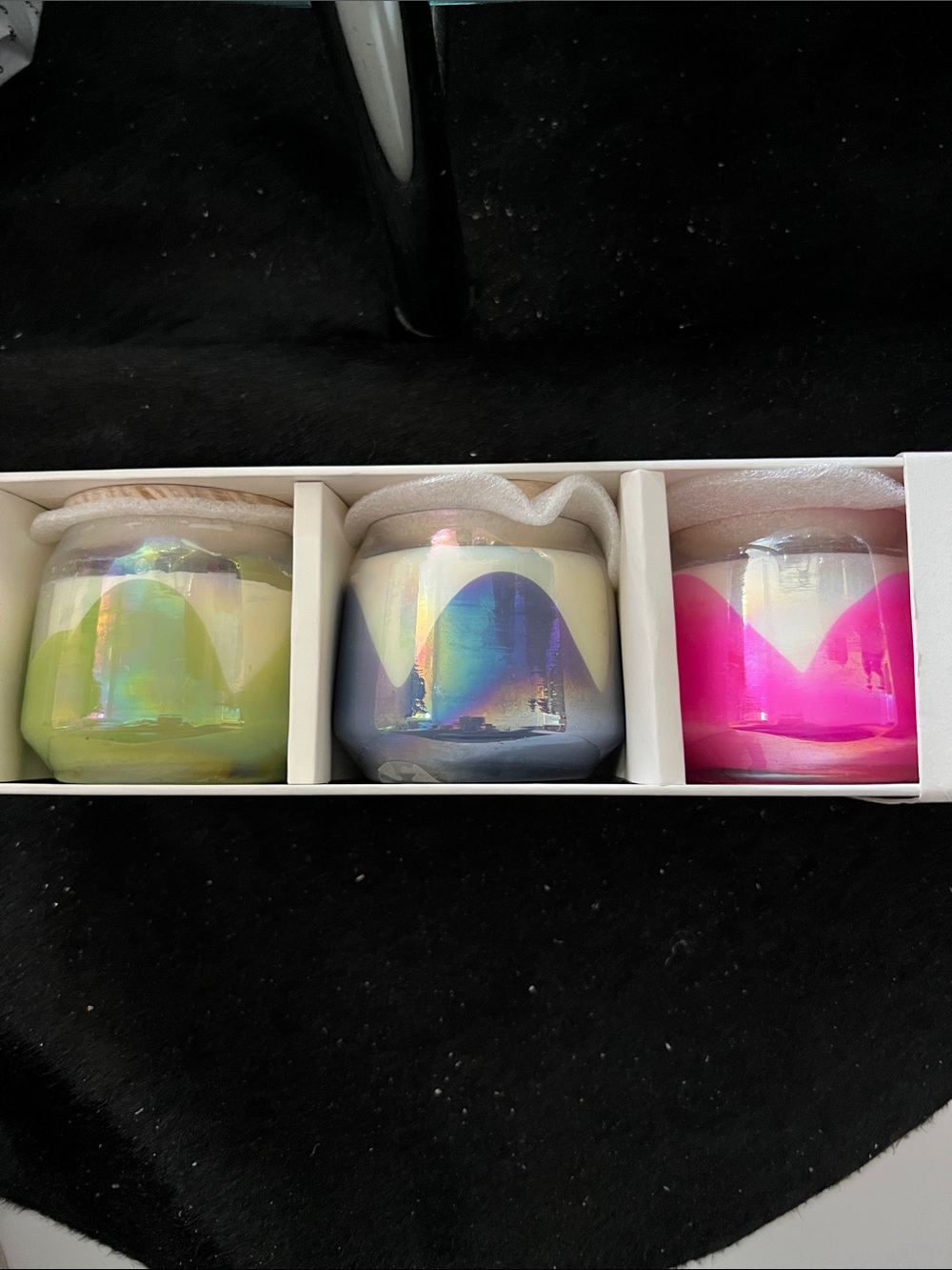 ANTHROPOLOGY NIB SCENT DISCOVERY SET.- out of production